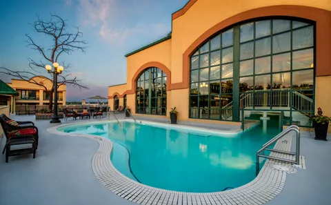 Temple Garden Hotel & Spa