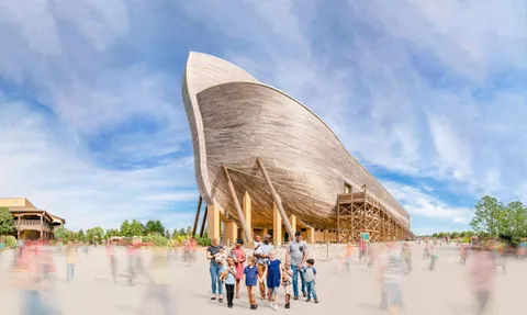 family in front of ark encounter