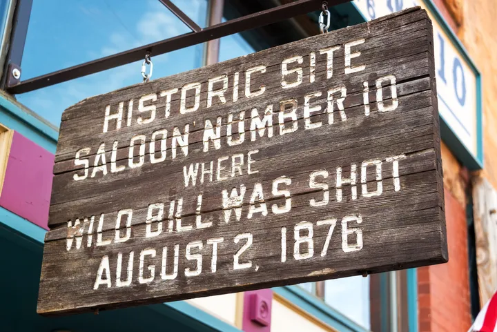 deadwood saloon sign