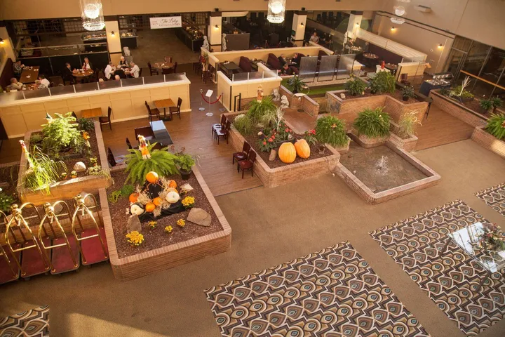 Medicine Hat Lodge Lobby
